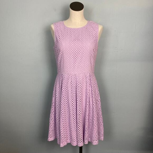 Betsey Johnson Purple Lilac Back Cutout Eyelet Sleeveless Knee Length Dress Sz 6 - Picture 1 of 12
